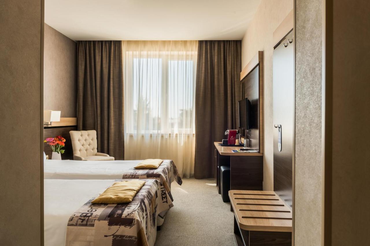 Dunav Plaza Hotel Русе Екстер'єр фото